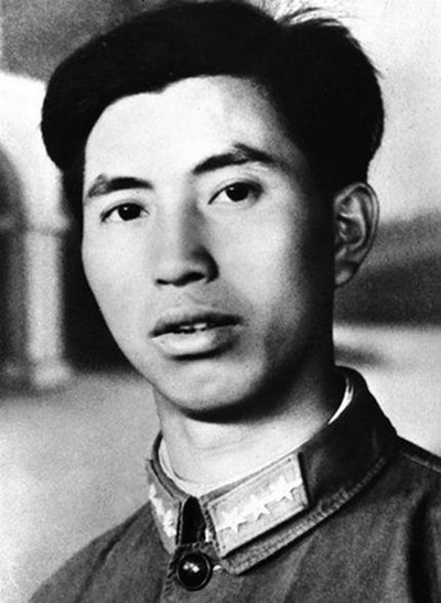 战友之歌歌词（百年瞬间丨欧阳海之歌）
