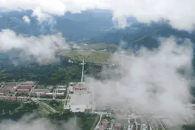 雨后照金现云海奇观 如梦如幻 航拍壮观景象图片
