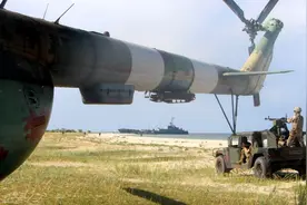 乌克兰军队在黑海进行大规模战术演练图片