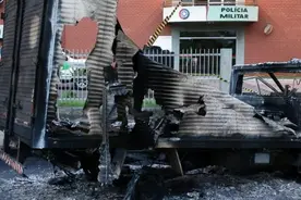 巴西圣卡塔琳娜州银行劫案后续：8000万雷亚尔被盗 12名犯罪嫌疑人被逮捕图片