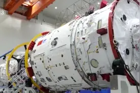 天和核心舱长啥样？有何本领？记者带你近距离探访“地面空间站”图片