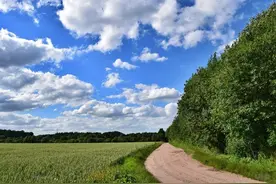 内涵深刻的朋友圈说说句子，句句碰触心灵，耐人寻味图片