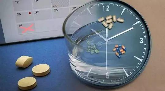 服用时间竟然影响治疗效果！常见13类药物，正确服用时间你都知道吗？