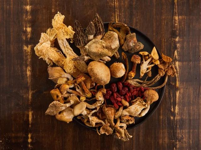 涓€鏉＄簿閫夛綔鑿岃弴鍗佷簩鐝嶏紝鏃ユ湰璧勭敓鍫傜孩缃愭姢鎵嬮湝