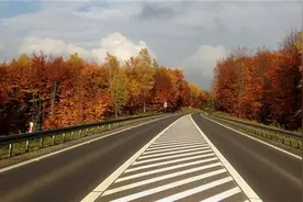道路千万条，最难走的从来不是脚下的路，而是心路，早安图片