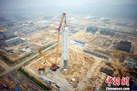 徐工集团：“中国制造”重器的“一根筋”与“绕指柔”图片