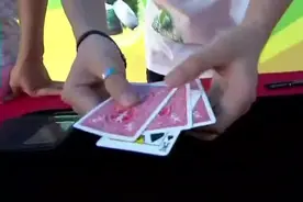 大二男学生化妆，为表现出魔幻效果！表演魔术，惊艳全场！视频封面
