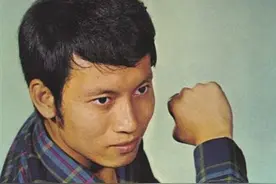 岳华去世 醉侠远行图片