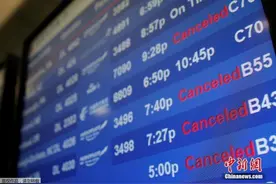 拜登签署美国入境新规 取消对中国和欧洲等旅行限制图片