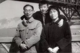 书艺传家：93岁刘江与妻儿共开书法篆刻作品展图片