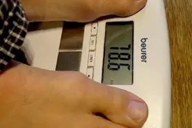 减肥时不能吃哪些水果？吃了别怪体重蹭蹭涨，尽量忍住图片