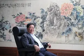 曹德旺：民营企业家勿“火中取栗”赚快钱图片