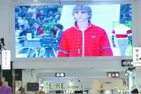 北京“动批”转场燕郊 依旧时尚又火爆图片