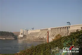 湖北十堰：丹江口大坝图片