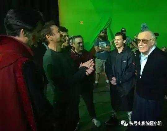 全宇宙唯一的斯坦·李：一天内演四部电影，莱昂纳多想演他本人