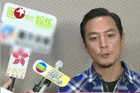 回归华语电影，吴彦祖坦然面对中年危机：走起“颓废”大叔风！视频封面