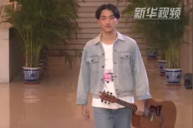 “国博内的走秀”见证改革开放40年服装变化