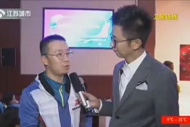 玩游戏赢大奖！零距离欢乐送走进南广电竞学院