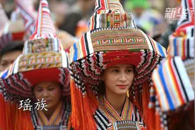 壮乡服饰里的最炫“民族风”视频封面