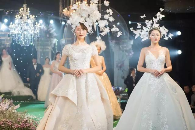 一顾倾人城｜穿上它，你就是那个倾城的新娘「内含超多心动美图」