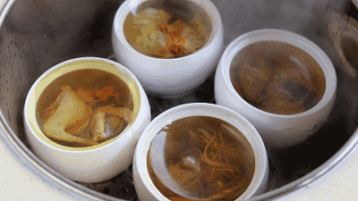 扭伤脚可以喝花胶汤吗 2026年脚扭伤可以吃花胶吗?