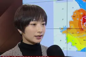 上海：雾霾夹击影响交通，高速采取封闭 中小学校启动应急预案！视频封面