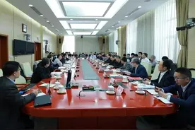 干旱、寒冷地区的农村厕所咋改建？农业农村部开了个研讨会图片