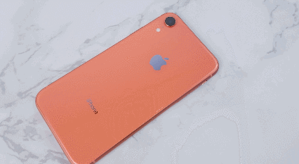 恭喜iPhone XR珊瑚色用户，你们提前买到了2019年最流行的颜色