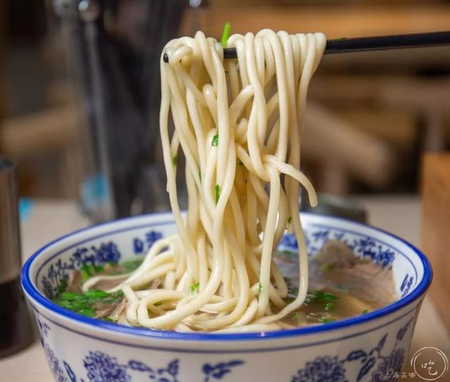 爆料！五角场惊现2000㎡逛吃集合地！100+道美食吃到撑！