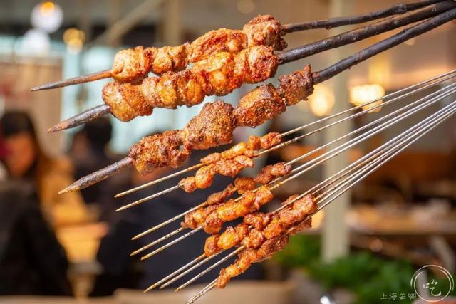 爆料！五角场惊现2000㎡逛吃集合地！100+道美食吃到撑！