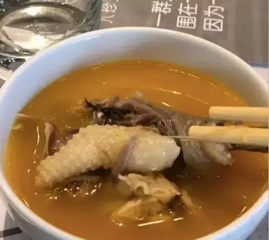 花胶煲鸡汤变黄的做法大全 2026年花胶煲鸡汤变黄的做法大全视频