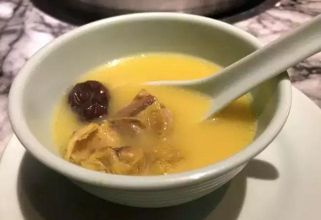 花胶煲鸡汤变黄的做法大全 2026年花胶煲鸡汤变黄的做法大全视频