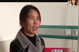 女子车祸受伤做康复训练竟被按骨折，医生：怎么这么娇气视频封面