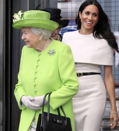 哈里王子男友欲爆棚？面对老婆负面新闻不管不顾，原来是另有目的