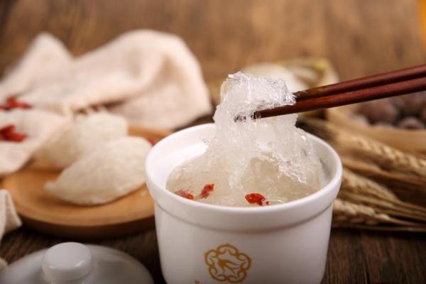 燕窝孕妇一天吃几克为最佳 2025年孕妇吃燕窝每一天的量是多少?