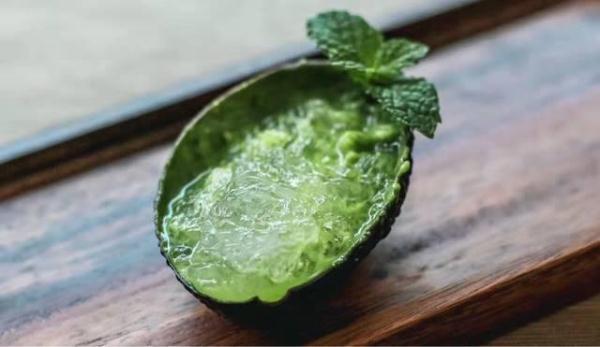 孕期每天吃多少燕窝合适 2026年孕妇每天要吃多少燕窝才合适