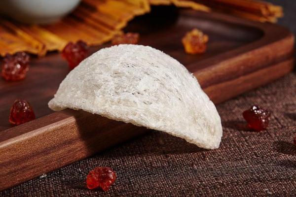 鱼胶对孕早期有什么好处 2026年鱼胶对孕早期有什么好处和功效