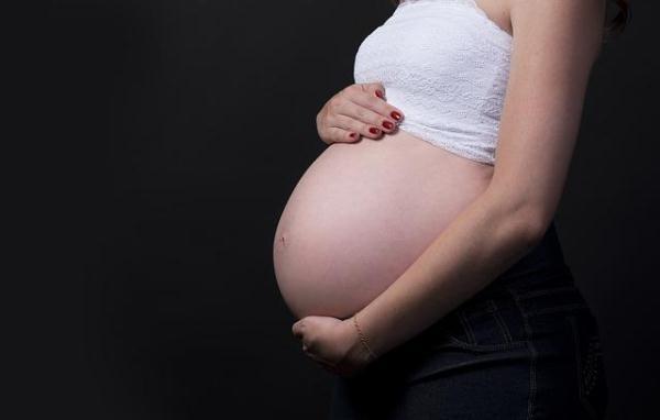 孕产说：在孕妇第一次去产检时，需要空腹吗？还有哪些注意事项？