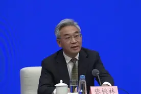 农业农村部食堂有特供不吃转基因食物？副部长：从市场购买没特供视频封面
