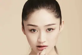 康可人曝多面写真 动静皆宜诠释多面魅力图片