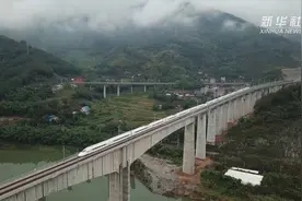 福建将开通两条“环闽”动车线视频封面