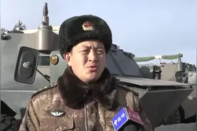 陆军装甲兵学院进行装甲装备训练，极寒天气“冰上漂移”！视频封面