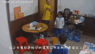 最新！施虐父母均到案！深圳一女童被虐待，警方介入调查