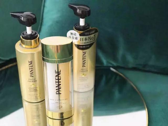 意想不到，头发才是减龄的关键！让发龄马上回到少女感的秘密是？！