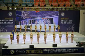 千名考生青岛逐梦 全国高校模特·空乘专业推介会在青举行图片