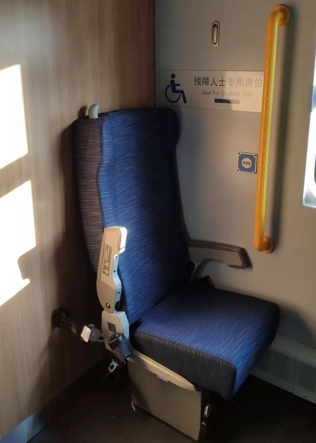 哇哦！铁道“绿巨人”真的来啦！