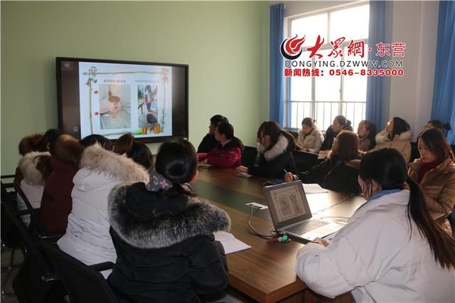 一日活动优化教研（广饶县育英幼儿园开展优化一日常规成果汇报教研活动）