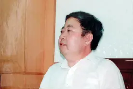 莫羡洛阳富贵种，不与人同是好花图片