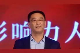 蓝光控股集团董事局主席杨铿：慈善事业没有终点｜经济影响力人物视频封面