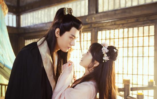 橙光《好色千金》改编《绝世千金》定档1月17日